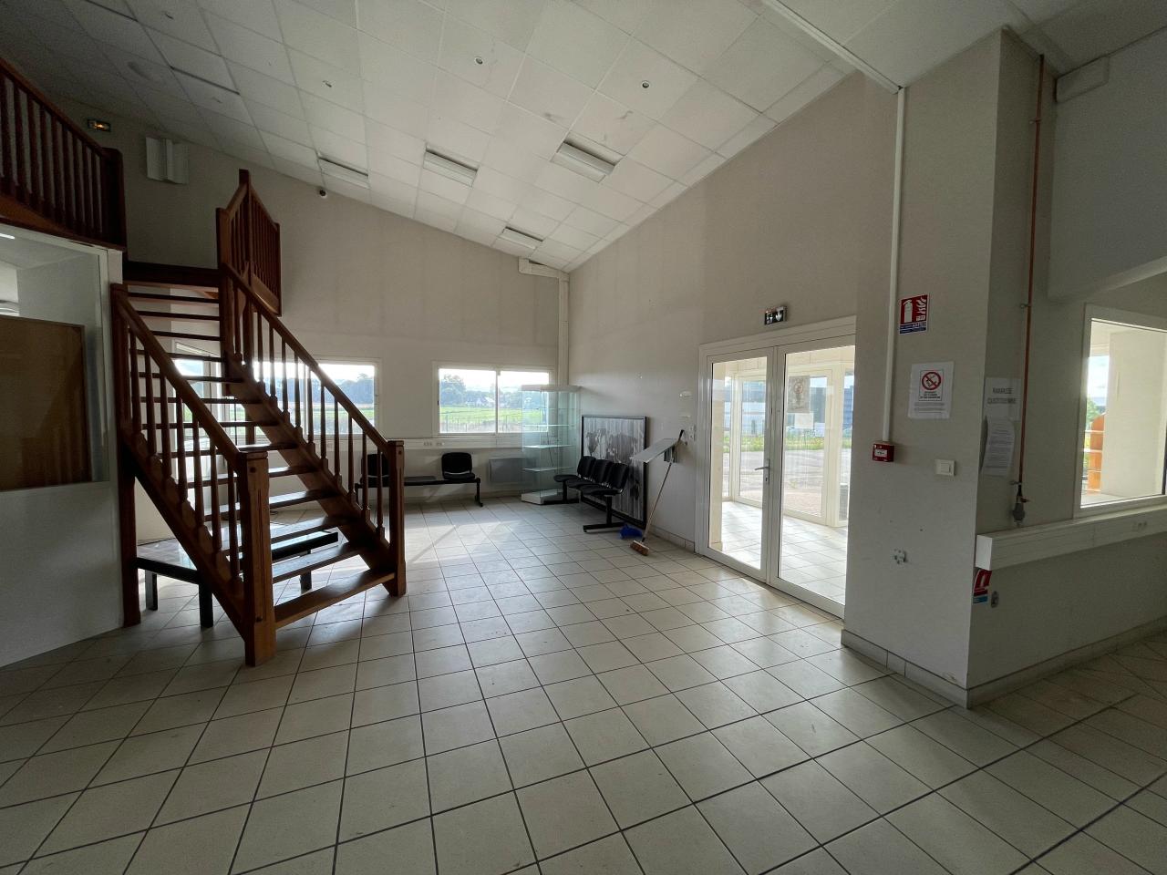 Local d'activité Isneauville 3300m² Location local d'activité Isneauville Seine-Maritime OLACT2533965 3